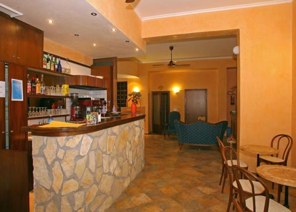 Hotel Residence I Briganti Di 卡帕尔比奥 外观 照片